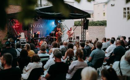 Trnavský JAZZYK jazykom umelcov